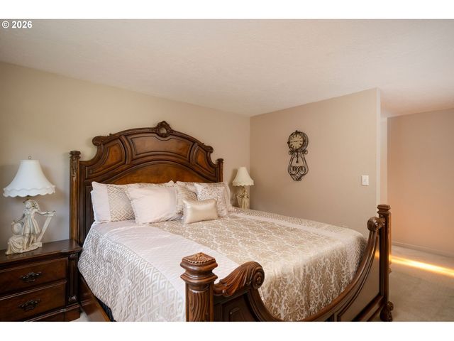 9320 Sw 74TH Ave, Portland, OR 97223