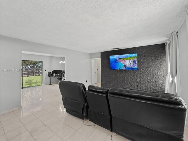 10491 SW 122nd Court, Miami, FL 33186