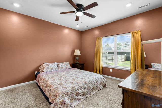 26336 Nash Lane, Athens, AL 35613