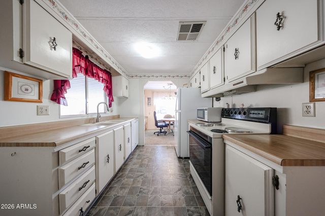 3104 E Broadway Road 19, Mesa, AZ 85204