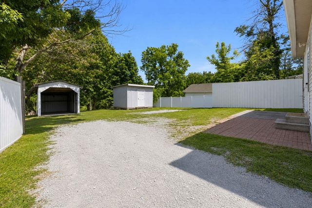 312 Danville Avenue, Stanford, KY 40484