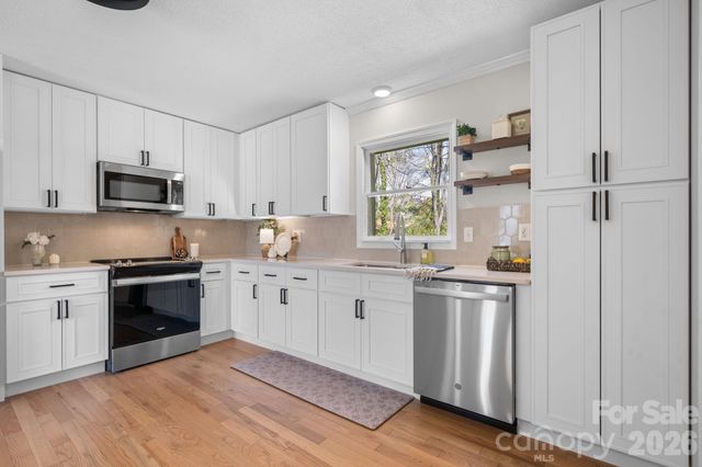 307 W Park Drive, Stanley, NC 28164