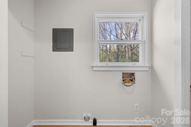 307 W Park Drive, Stanley, NC 28164