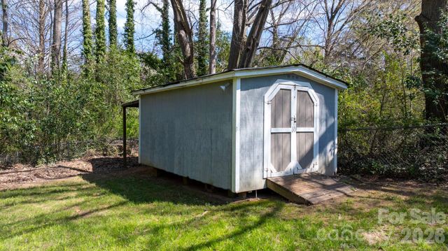 307 W Park Drive, Stanley, NC 28164