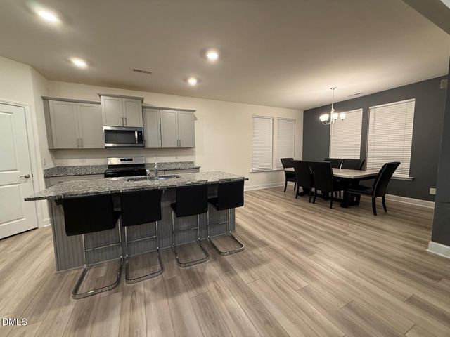 64 Nailsworth Street, Angier, NC 27501