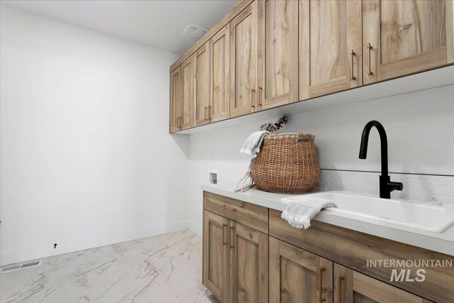7125 E Osprey Estates Drive, Nampa, ID 83686