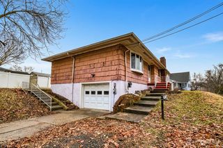655 Washington Avenue, Sayreville, NJ 08879