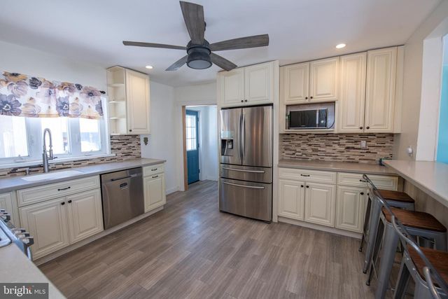 711 BELLEVUE AVE, Penndel, PA 19047