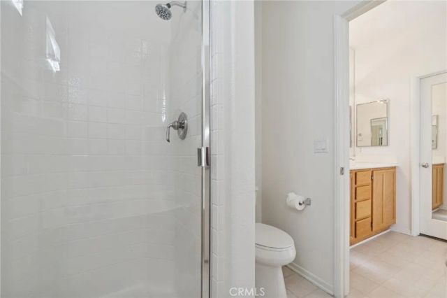 28025 Dickason, Valencia, CA 91354