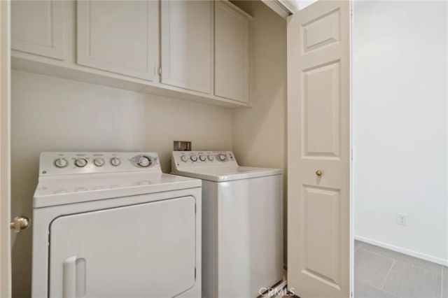 28025 Dickason, Valencia, CA 91354