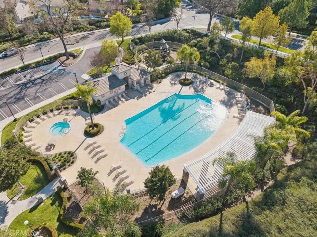 28025 Dickason, Valencia, CA 91354