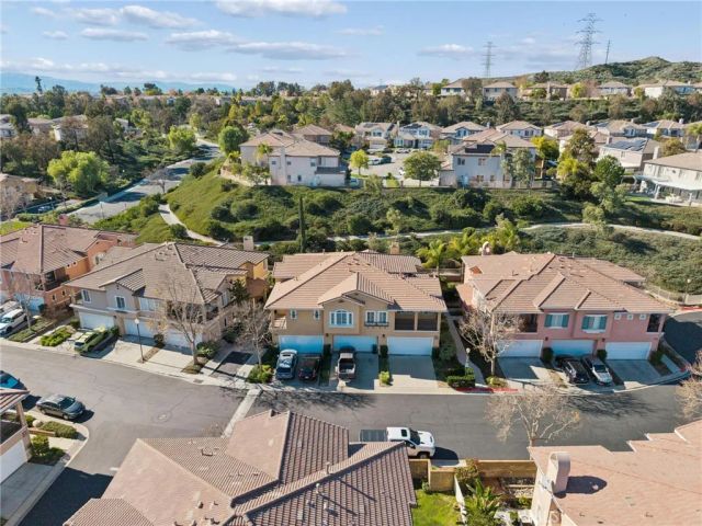 28025 Dickason, Valencia, CA 91354