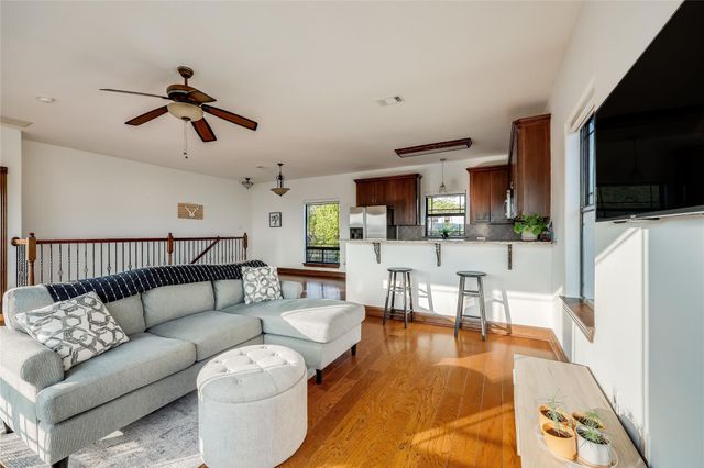 17005 Northlake Hills DR, Jonestown, TX 78645
