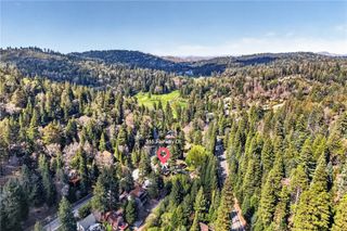 315 Fairway Drive, Lake Arrowhead, CA 92352