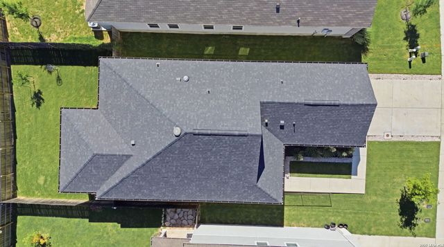 111 E FLOWING RIVER DR, Boerne, TX 78006