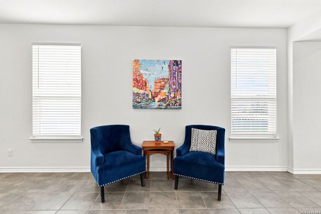 111 E FLOWING RIVER DR, Boerne, TX 78006