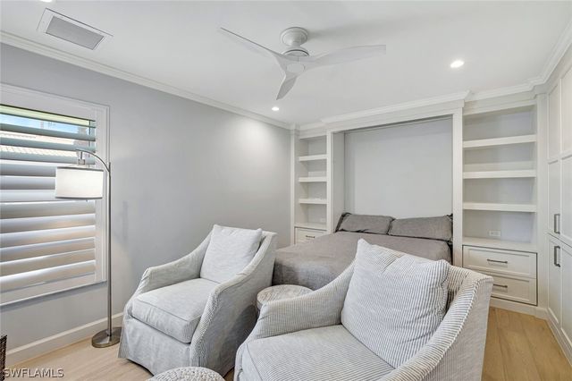 2850 Gulf Shore BLVD N 201, Naples, FL 34103