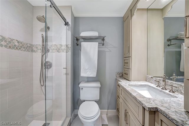 2850 Gulf Shore BLVD N 201, Naples, FL 34103