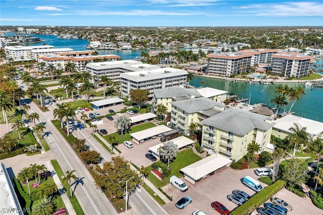 2850 Gulf Shore BLVD N 201, Naples, FL 34103