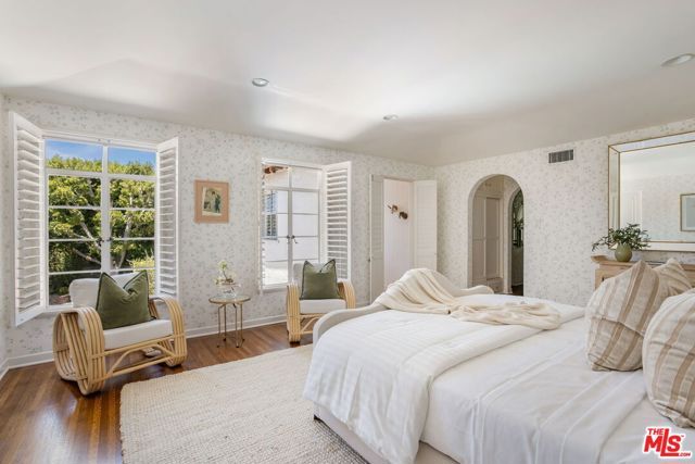619 N Sierra Drive, Beverly Hills, CA 90210