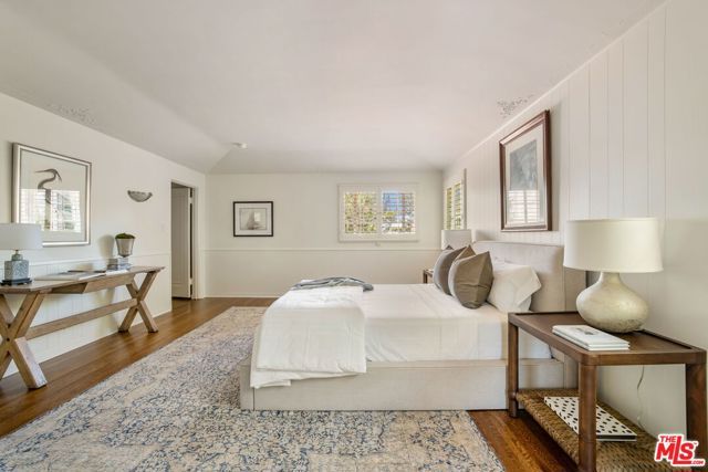 619 N Sierra Drive, Beverly Hills, CA 90210