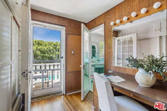 619 N Sierra Drive, Beverly Hills, CA 90210