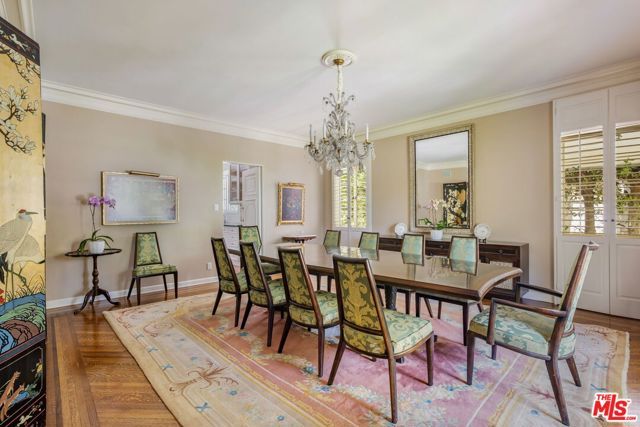 619 N Sierra Drive, Beverly Hills, CA 90210