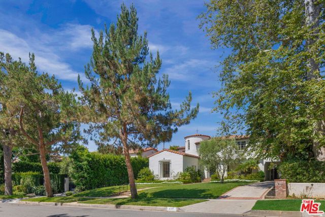 619 N Sierra Drive, Beverly Hills, CA 90210