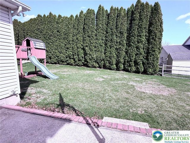 205 FAITH Avenue, Stockertown Boro, PA 18083