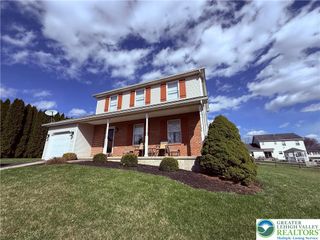 205 FAITH Avenue, Stockertown Boro, PA 18083