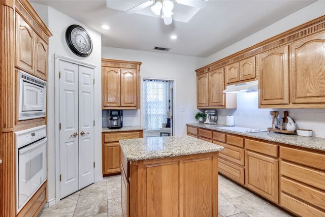 10461 Bradley Circle, Forney, TX 75126