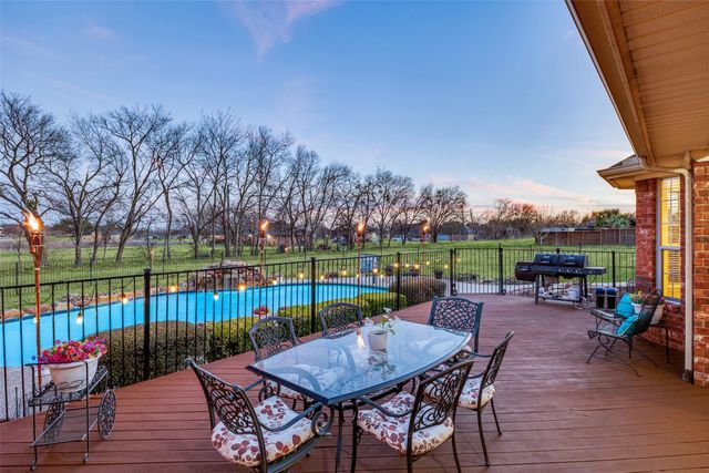 10461 Bradley Circle, Forney, TX 75126