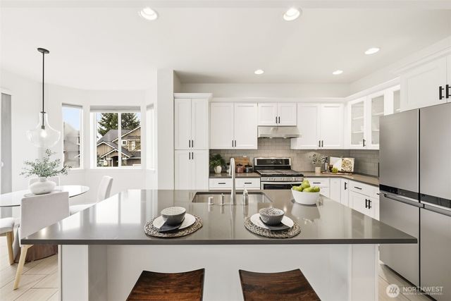 8507 NE 202nd Way, Bothell, WA 98011