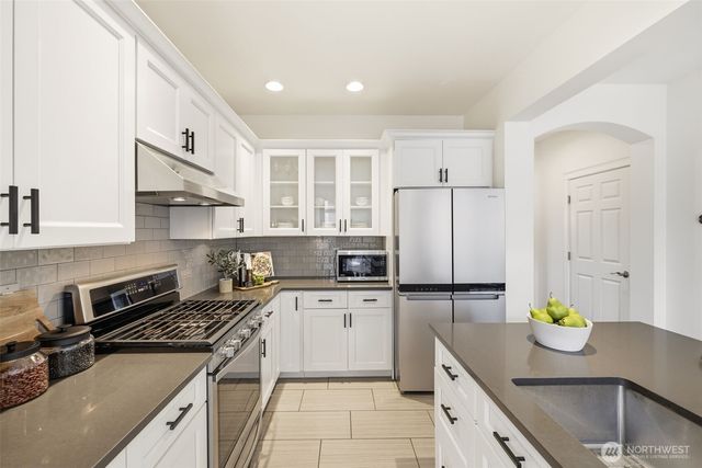 8507 NE 202nd Way, Bothell, WA 98011