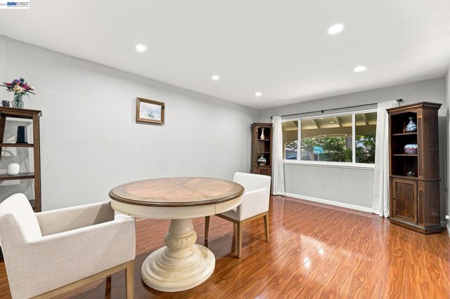 4315 Denker Dr, Pleasanton, CA 94588