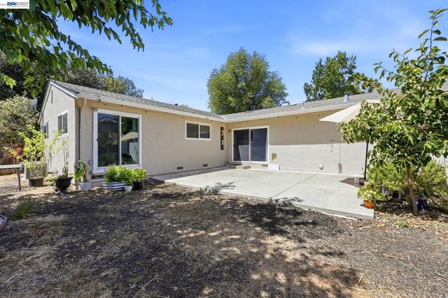 4315 Denker Dr, Pleasanton, CA 94588