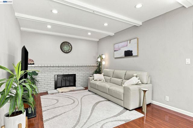 4315 Denker Dr, Pleasanton, CA 94588
