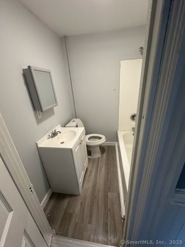 50 Hunters Avenue 56-2, Norwich, CT 06380