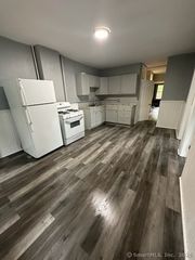 50 Hunters Avenue 56-2, Norwich, CT 06380