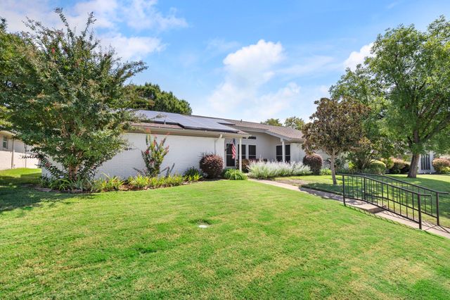 2554 Parkhaven Drive, Plano, TX 75075