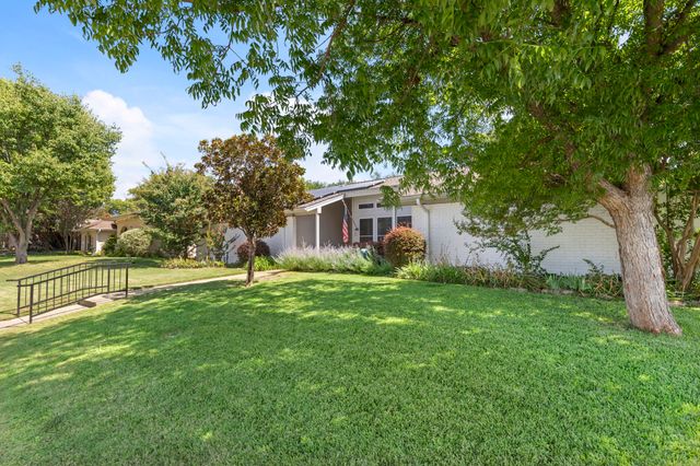 2554 Parkhaven Drive, Plano, TX 75075