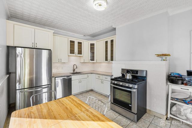 45 Jacques Street, Elizabeth, NJ 07201