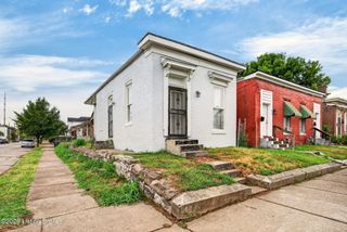 526 Dr W. J. Hodge St, Louisville, KY 40203