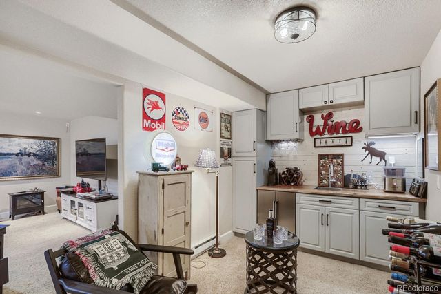 11701 Montgomery Circle, Longmont, CO 80504