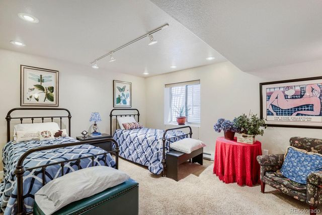 11701 Montgomery Circle, Longmont, CO 80504