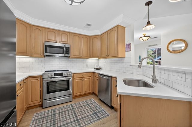 10 Pine Cres unit 21 21, Vernon Twp., NJ 07462