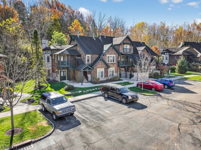 10 Pine Cres unit 21 21, Vernon Twp., NJ 07462