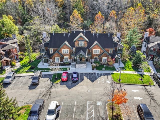 10 Pine Cres unit 21 21, Vernon Twp., NJ 07462