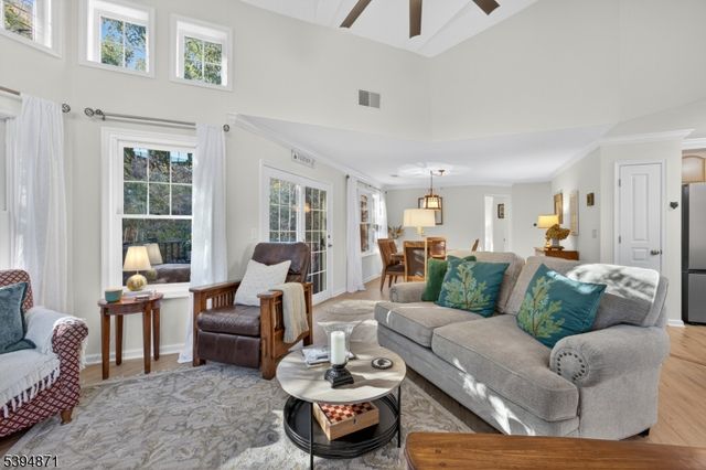 10 Pine Cres unit 21 21, Vernon Twp., NJ 07462