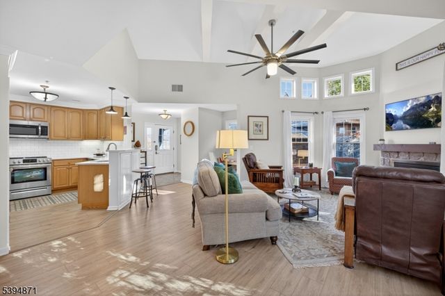 10 Pine Cres unit 21 21, Vernon Twp., NJ 07462